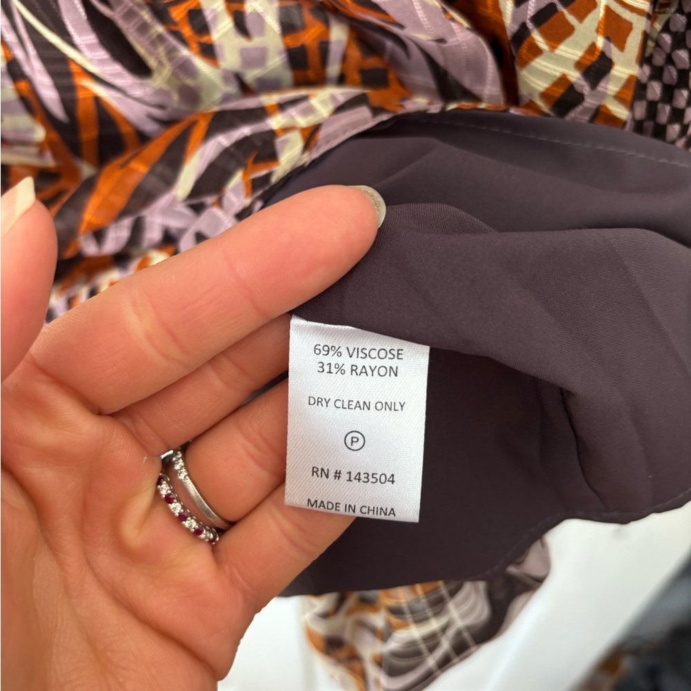 Women's Multicolor Patterned Top - Picture 8 of 9